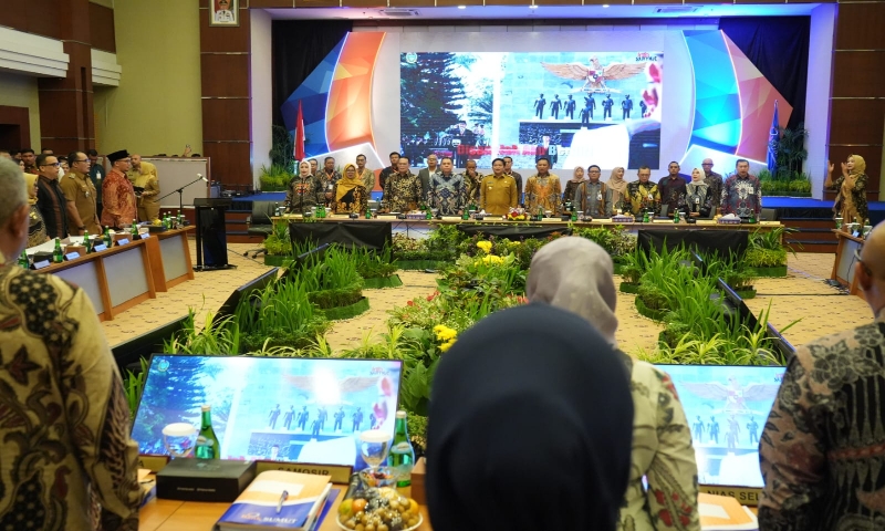 Wali Kota Medan Hadiri RUPS Tahunan dan RUPS LB PT Bank Sumut