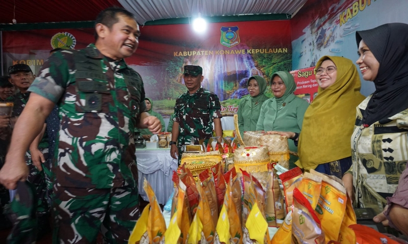 Kasad TNI AD Bantu Pemerintah Sejahterakan Petani Lewat Berbagai Program dan Tinjau Pameran UMKM